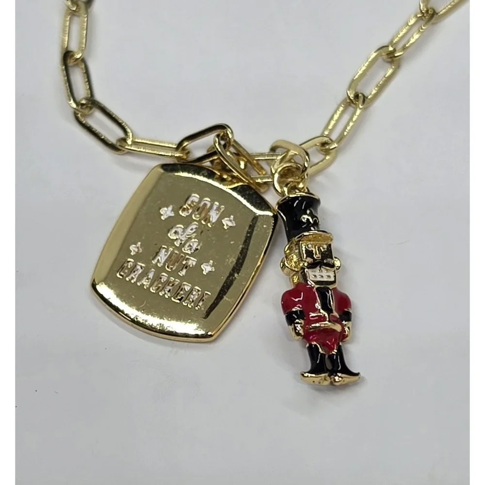 Pura Vida good charm damage